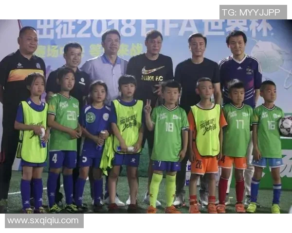 加维领衔新一代足球明星崛起,助力球队争夺荣耀与梦想